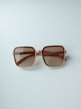 NEW Sunglasses - Style 17